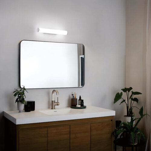 LWA560-WT 4 watt white bathroom mirror light in a bathroom setting.